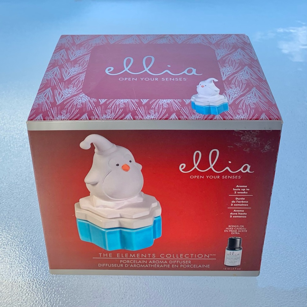 Ellia Winter Waddle Penguin Porcelain Essential Oil Aroma Diffuser ~ No Oil
